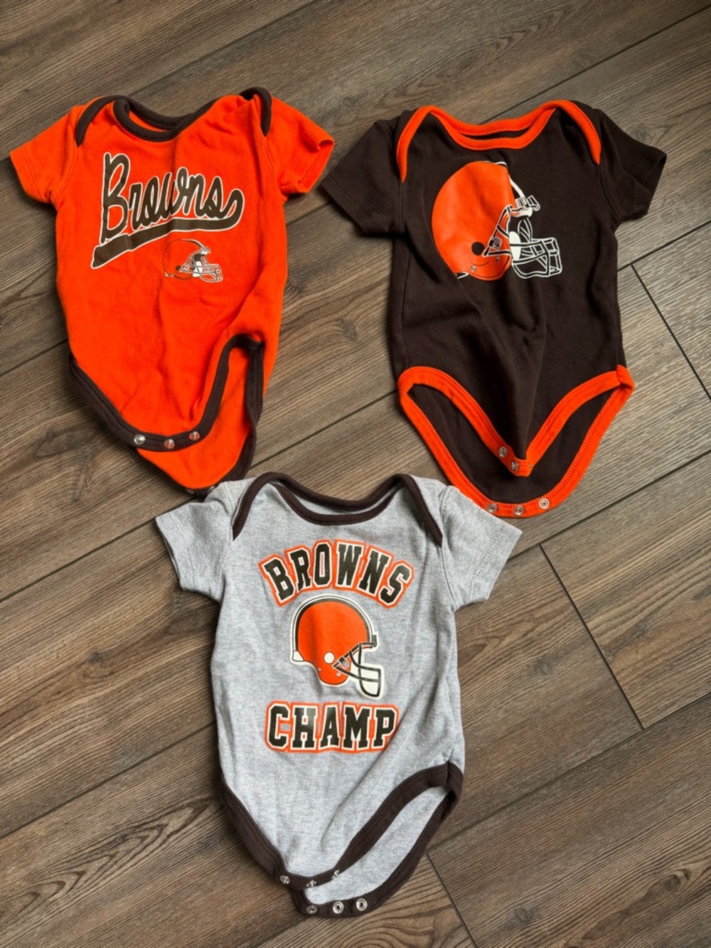 Cleveland Browns Infant Bodysuit 3-Pack - Orange, Brown, Gray